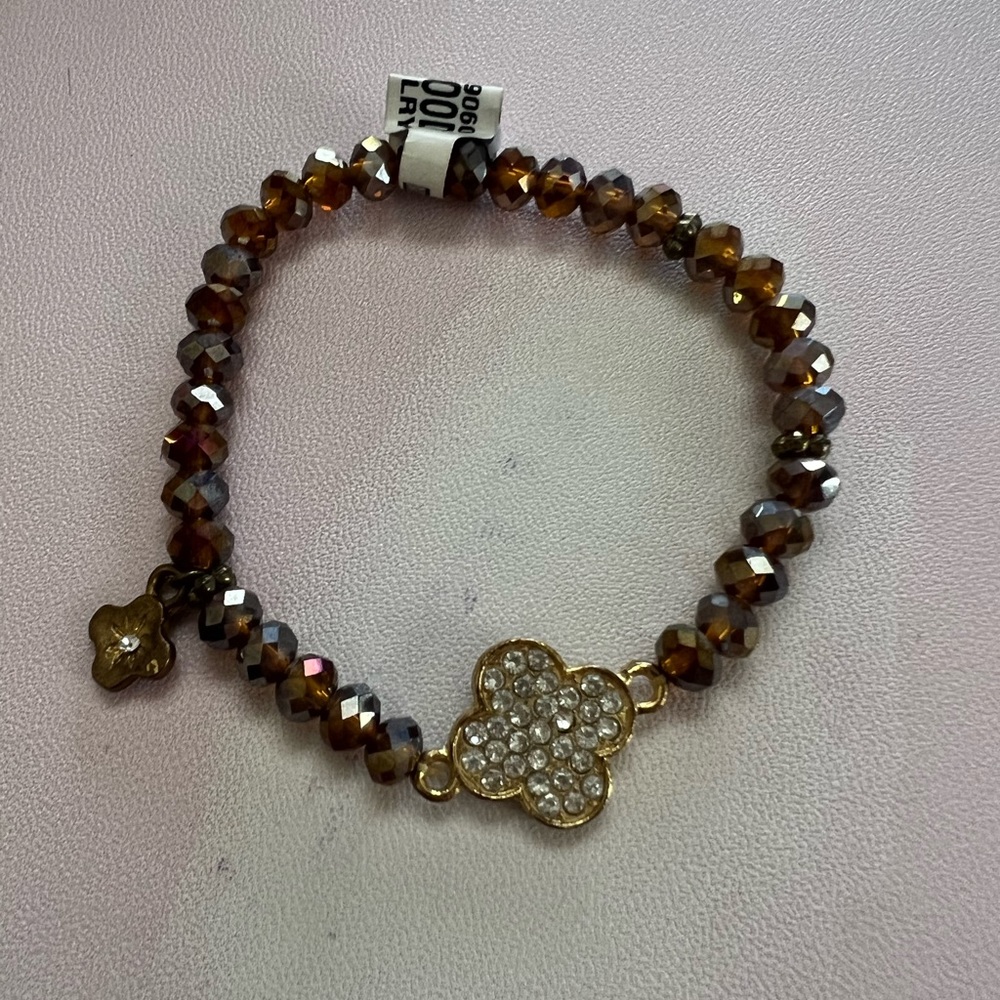 Stretchable bracelet